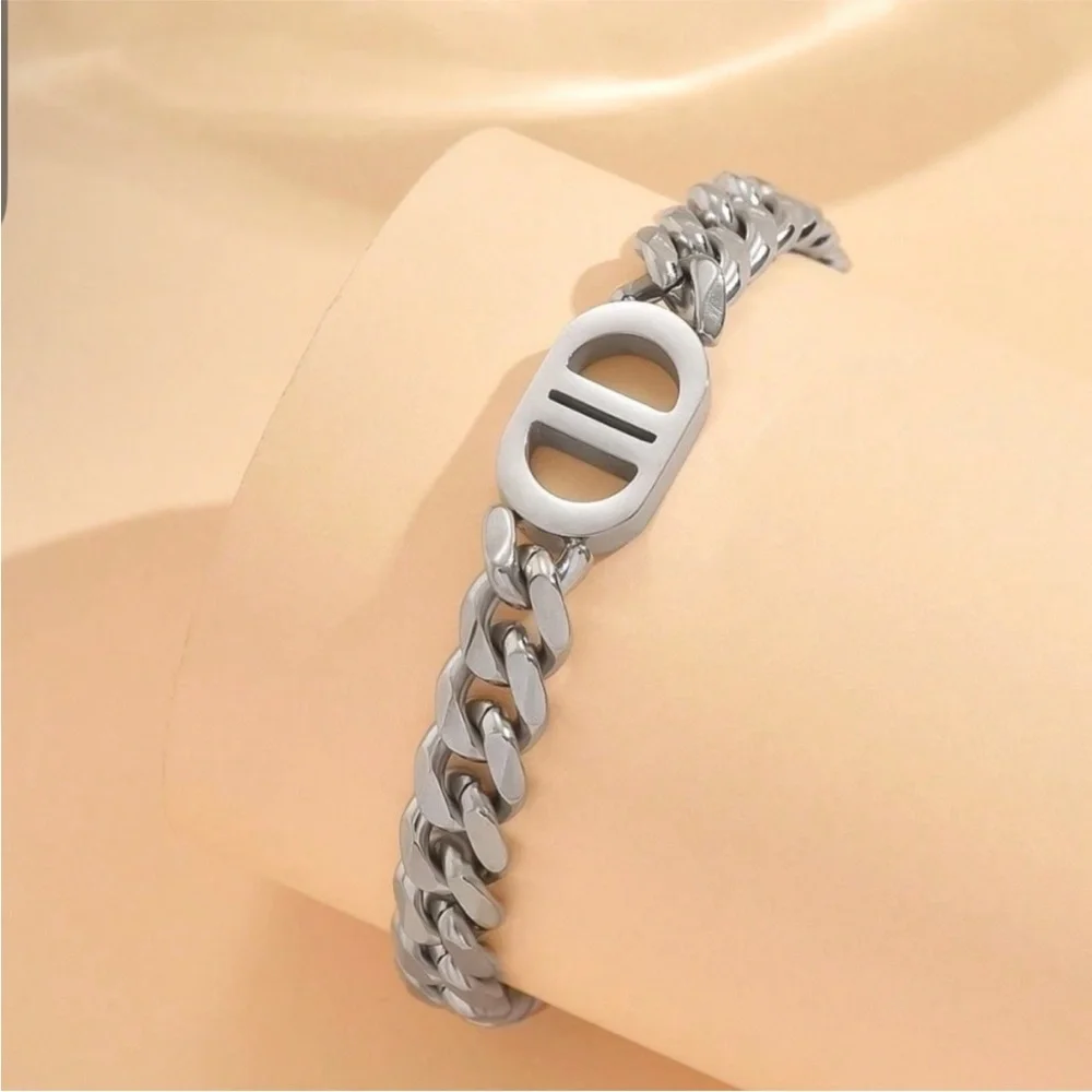Silver Chunky Chain Bracelet